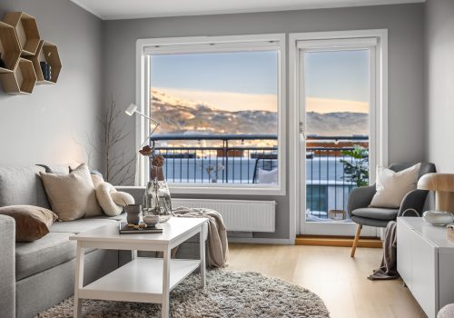 23555986-living-room-8874224_1920